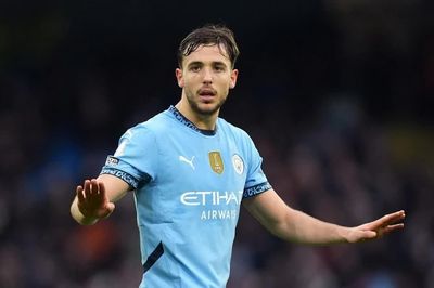 Thêm một ngôi sao đạt thỏa thuận ra đi, cuộc tháo chạy khỏi Man City tiếp tục