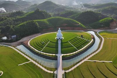 Lo 'sóng' đầu cơ, thổi giá bất động sản tâm linh