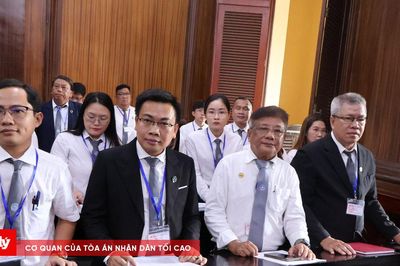 Xét xử chuyên án VN10: Luật sư đồng loạt xin giảm nhẹ cho 'cô tiên từ thiện', người mẫu An Tây và ca sĩ Chi Dân