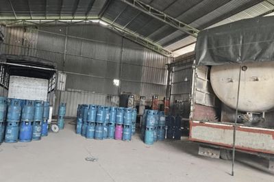 Phát hiện đường dây khép kín san chiết, vận chuyển, phân phối, bán lẻ gas
