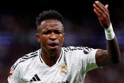 Cựu sao Real Madrid nhận xét 'gây sốc' về Vinicius