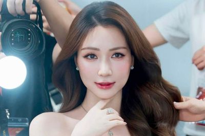 Hòa Minzy gây thương nhớ với tạo hình công chúa sau đêm diễn đặc biệt