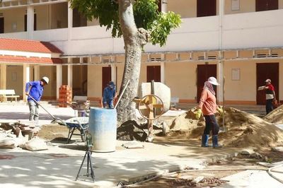 Khẩn trương chuẩn bị cơ sở vật chất cho năm học mới