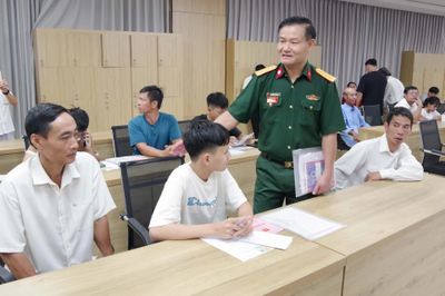 Trường Đại học Thông tin liên lạc tổ chức nhập học cho sinh viên hệ dân sự