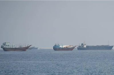 Eo biển Hormuz vẫn tê liệt sau 6 tháng xung đột tại Iran