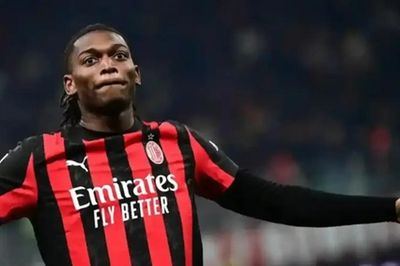 Tiền đạo Rafael Leao từ chối mức đãi ngộ khủng từ Saudi Arabia để chiến đấu tại AC Milan