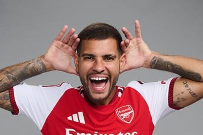 Arsenal áp đảo Man City và Liverpool trên thị trường nhờ chiến lược chuyển nhượng thực dụng