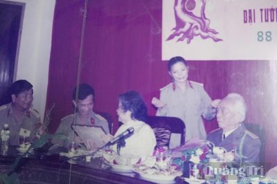 Tự hào được hát mừng sinh nhật Đại tướng