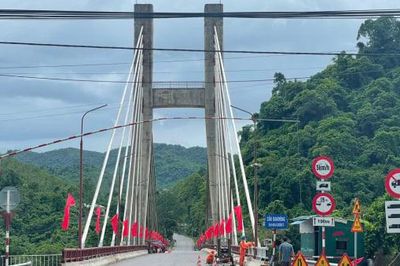 Quảng Trị đề xuất xây cầu mới Đakrông