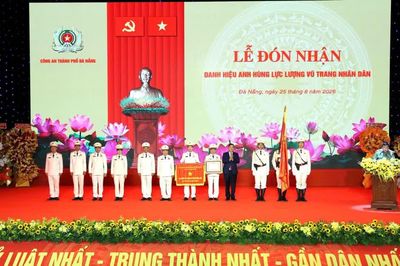 Công an TP Đà Nẵng đón nhận danh hiệu 'Anh hùng Lực lượng vũ trang nhân dân'