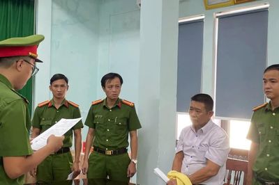 Giám đốc lập hồ sơ khống, chiếm đoạt hơn 1,6 tỷ đồng của ngân hàng