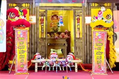 Tái hiện Tết Trung thu truyền thống tại phố cổ Hà Nội