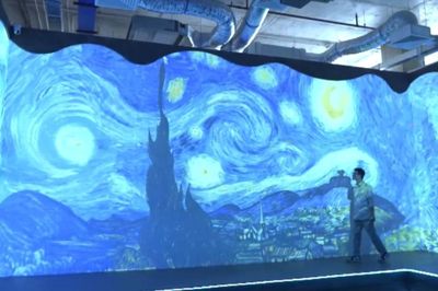 ‘Xuyên không’ vào thế giới Van Gogh