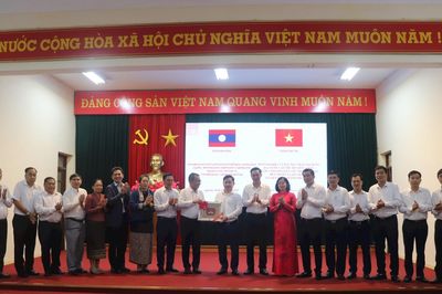 Thúc đẩy hợp tác Mặt trận giữa hai Thủ đô Hà Nội - Viêng Chăn