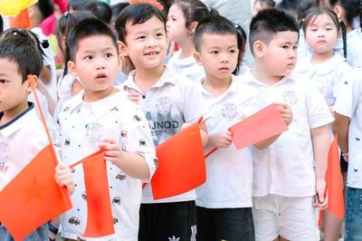 Áp lực bán trú: 'Khéo co' đến bao giờ?