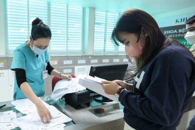 Đề xuất hơn 400 xét nghiệm, chẩn đoán hình ảnh có thể dùng lại khi chuyển viện