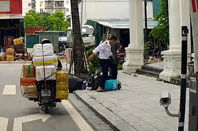 Chủ tịch Hà Nội yêu cầu xử lý vụ tài xế bị hành hung trước khu đô thị