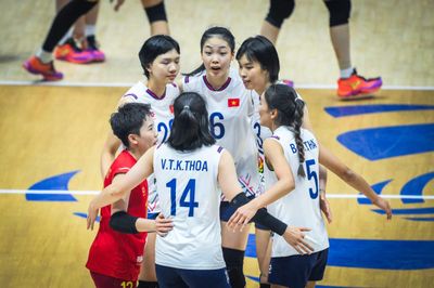 Thua Nhật Bản 0-3, bóng chuyền nữ Việt Nam vẫn giành vé vào tứ kết châu Á