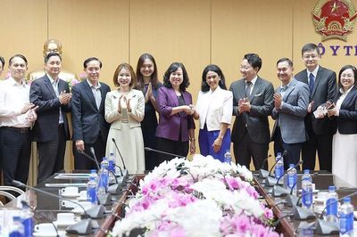 Bộ trưởng Đào Hồng Lan tiếp, làm việc với Hội đồng Doanh nghiệp Úc tại Việt Nam