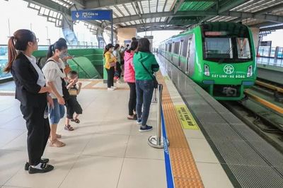 Hà Nội miễn tiền vé xe buýt và tàu điện trên cao cho nhân dân trong 5 ngày nghỉ lễ Quốc khánh