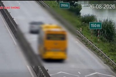 Trường hợp đầu tiên bị phạt 4-6 triệu do không giữ khoảng cách an toàn