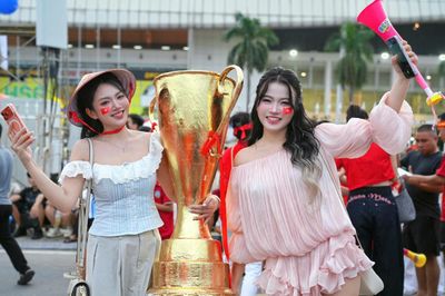 CĐV đoán Việt Nam thắng Thái Lan, Đình Bắc ghi bàn