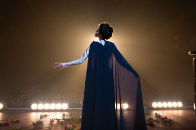Bí quyết ngủ ngon của nữ ca sĩ opera