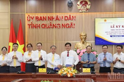 Quảng Ngãi và Tổng công ty Bưu điện Việt Nam ký kết thỏa thuận hợp tác giai đoạn 2026-2030