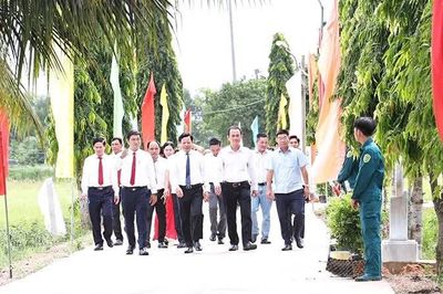Khánh thành hai 'Tuyến đường học tập và làm theo tư tưởng, đạo đức, phong cách Hồ Chí Minh'