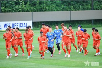 Tiến chắc từng bước