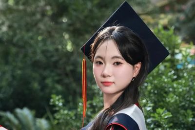 Đăng Thị Thu Uyên - nữ thủ khoa toàn khóa, Học viện Chính sách và Phát triển: 6 lần nhận học bổng Xuất sắc
