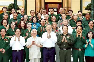 Cựu Thanh niên xung phong tiếp tục giữ lửa truyền thống, giữ trọn nghĩa tình và giữ vững niềm tin