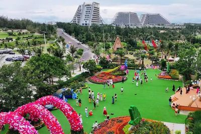 Đặc sắc lễ hội 'Ngàn hoa về phố biển' ở bán đảo Phương Mai