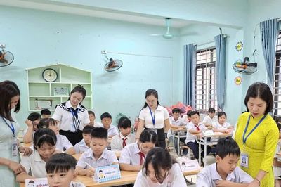 Khi cán bộ quản lý trở lại nghề dạy học