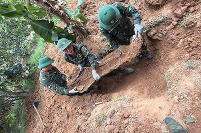 Tìm thấy thêm nhiều hài cốt liệt sĩ tại phường Quảng Trị
