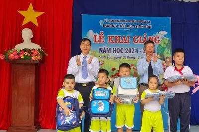 Khánh Hòa phát miễn phí sách giáo khoa cho học sinh từ năm học 2026 - 2027