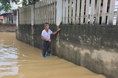 Người dân 'rốn lũ' Thái Nguyên khắc phục hậu quả mưa bão