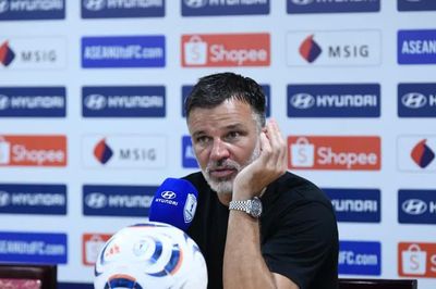 HLV Anthony Hudson: Quả penalty bị hỏng là bước ngoặt trận đấu...