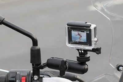 Đi xe máy, hay chạy đường dài có nên gắn camera hành trình?