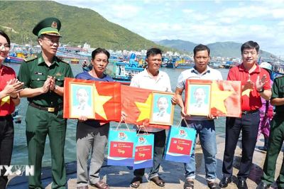 Khi lòng yêu nước được thể hiện bằng hành động của người trẻ