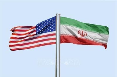 Iran ứng phó thế nào trước chiến dịch 'bóp nghẹt kinh tế' của Mỹ?