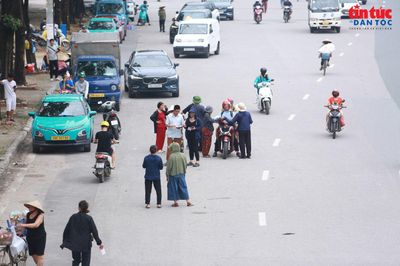 Hà Nội tạm cấm phương tiện trên nhiều tuyến phố trước trận chung kết ASEAN Cup Việt Nam - Thái Lan