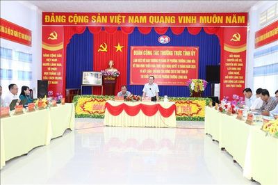 Mở rộng không gian phát triển, lấy kinh tế biển làm trụ cột