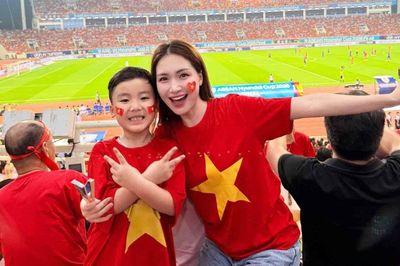 Tuyên bố của Hòa Minzy khi tuyển Việt Nam vô địch ASEAN Cup