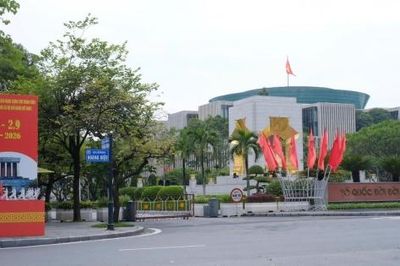 Hà Nội rực rỡ cờ hoa trước thềm Quốc khánh 2/9