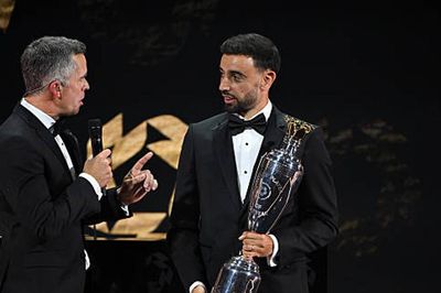 5 thống kê vượt trội khẳng định Bruno Fernandes xứng đáng là Cầu thủ xuất sắc nhất năm PFA