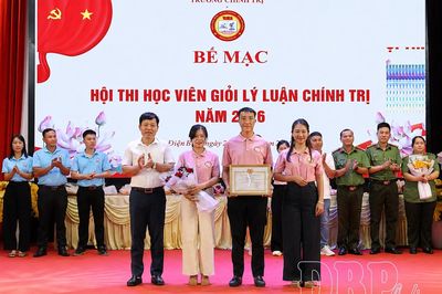 15 học viên được công nhận danh hiệu 'Học viên giỏi lý luận chính trị' năm 2026