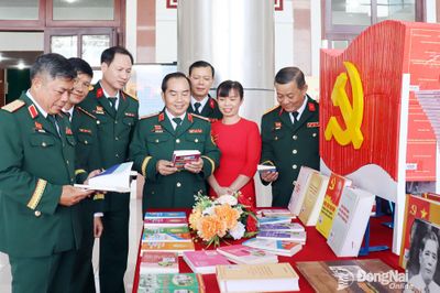 KỶ NIỆM 65 NĂM THÀNH LẬP TRƯỜNG SĨ QUAN LỤC QUÂN 2 Phát huy truyền thống, vững bước tương lai