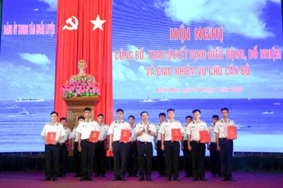 Trung tâm Huấn luyện Vùng 4 Hải quân giao nhiệm vụ huấn luyện học viên Học viện Hải quân