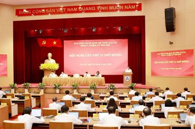 Ban Chấp hành Đảng bộ tỉnh tổ chức Hội nghị lần thứ 11 quán triệt nội dung Hội nghị Trung ương 3